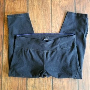 Calvin Klein quick dry workout capris
